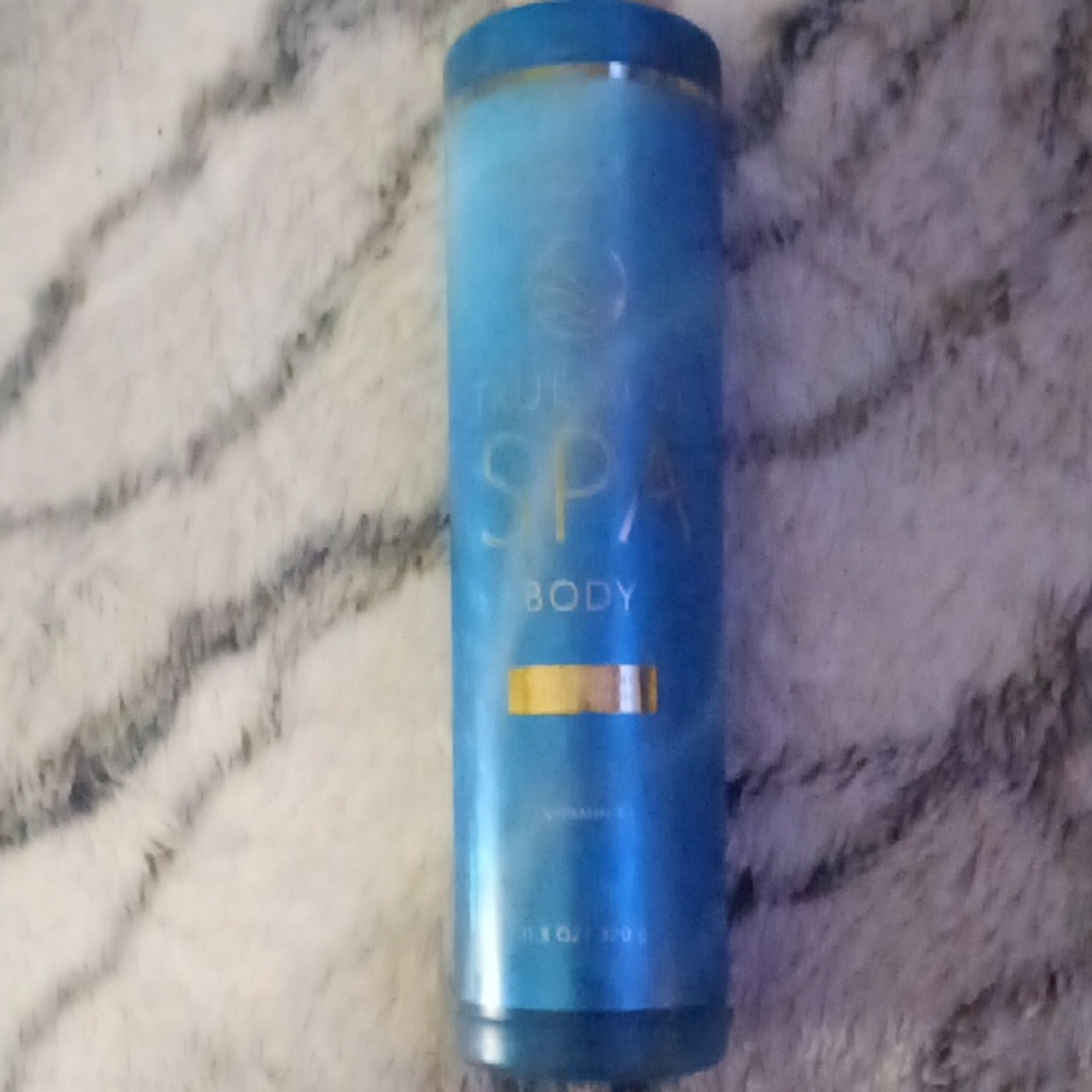 Bath & Body Works True Blue Spa Exfoliating Body Wash - Vibrant Blue - Picture 2 of 2